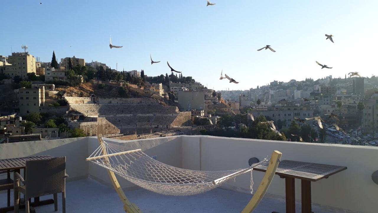 Layaali Amman Hotel Exterior foto