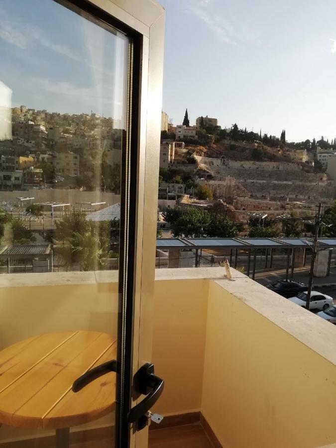 Layaali Amman Hotel Exterior foto